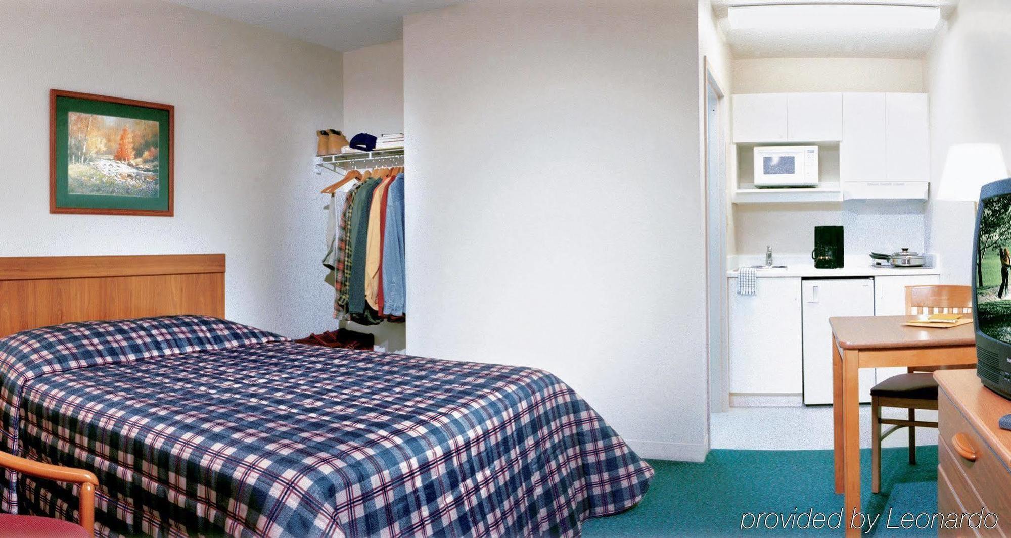 Hometowne Studios By Red Roof Colorado Springs - Airport Rom bilde